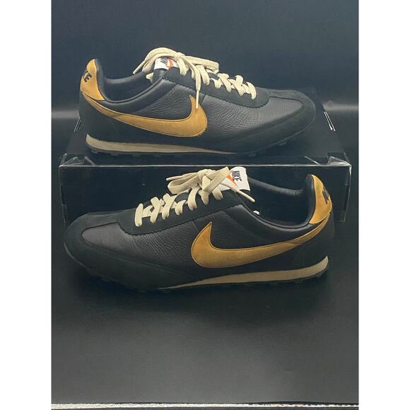 Nike | Shoes | Nike Oregon Waffle Leather Black M8 W 95 | Poshmark